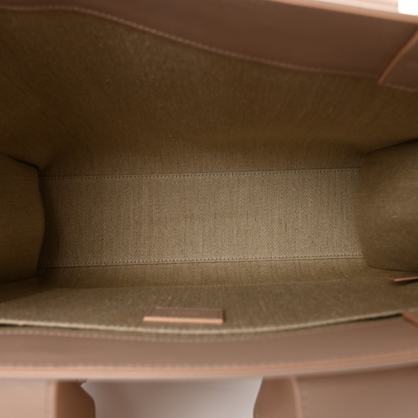 Calfskin Medium Woody Tote Nomad Beige