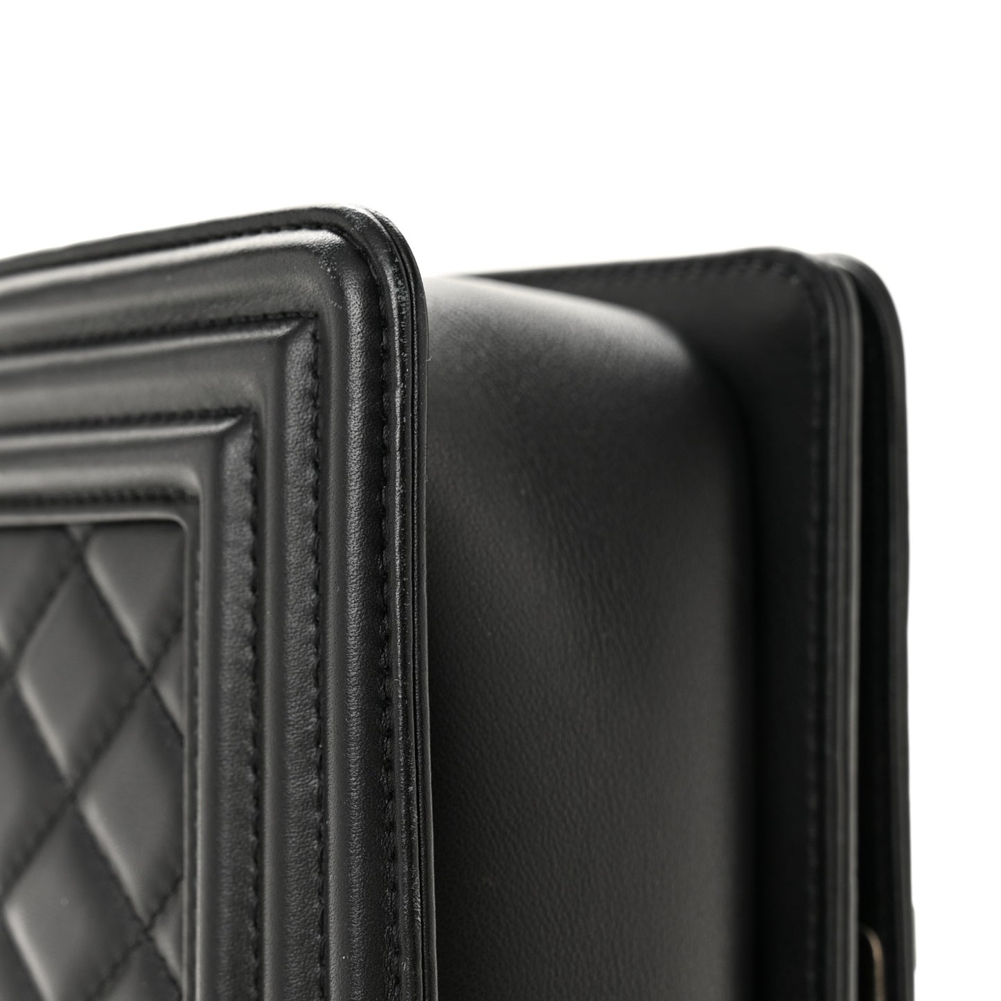 Lambskin Quilted Small Boy Flap Black