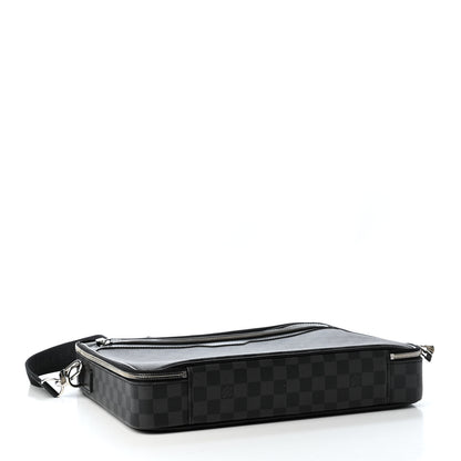Louis Vuitton Damier Graphite Steeve 3 of 4