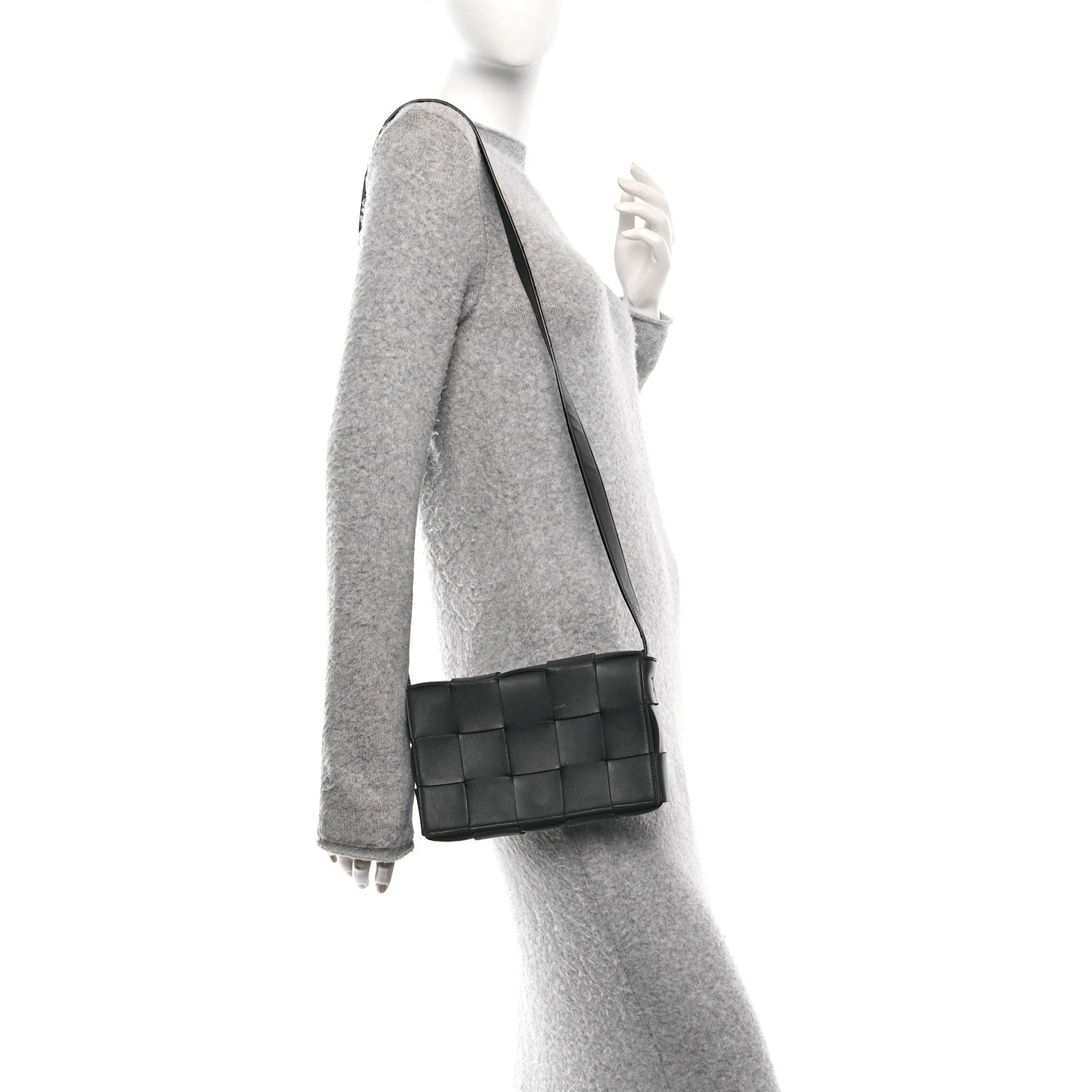 Bottega Veneta Lambskin Maxi Intrecciato Cassette Crossbody Bag Black 2 of 10