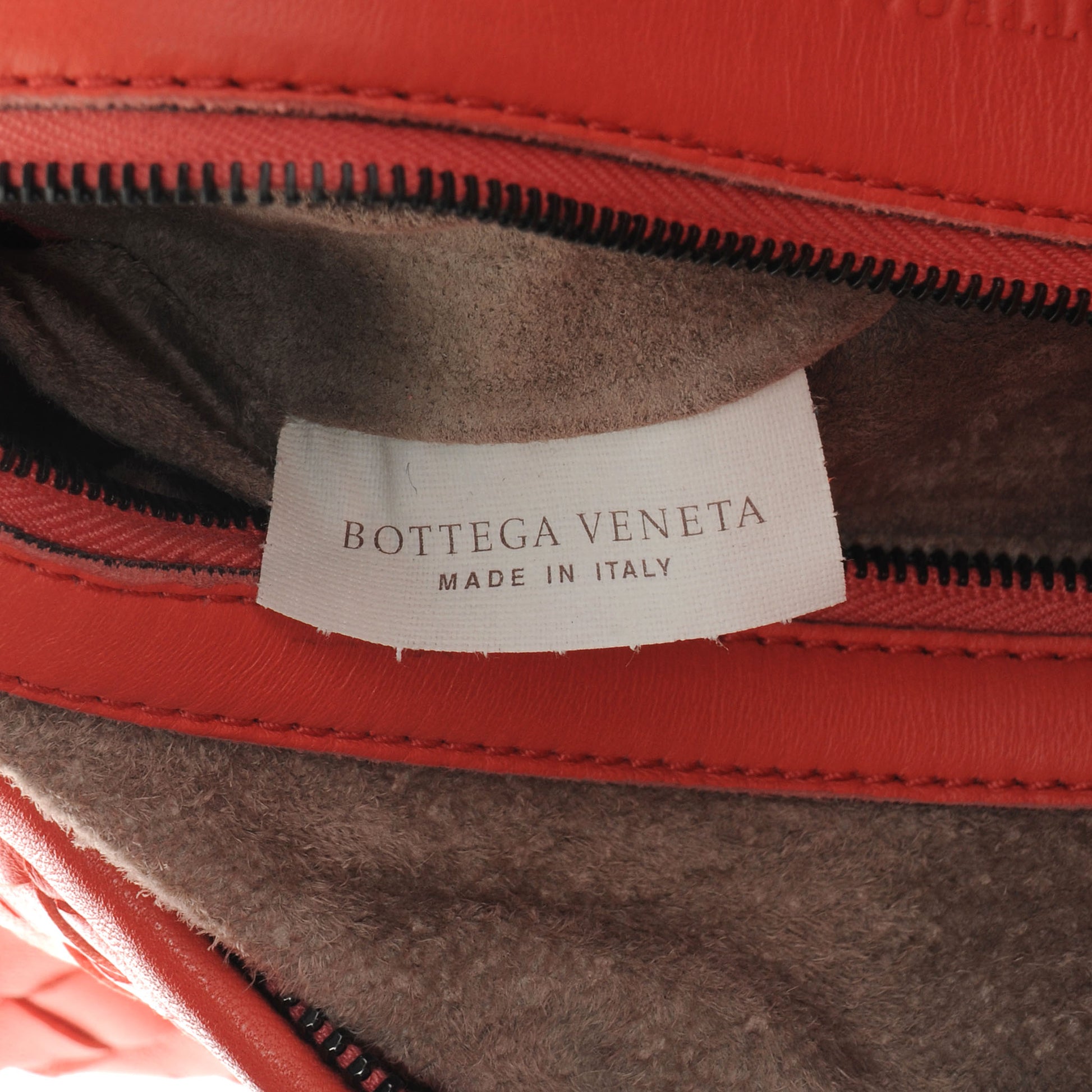 Bottega Veneta Nappa Patent Intrecciato Large Belly Veneta Ombre Hobo Magma 7 of 8