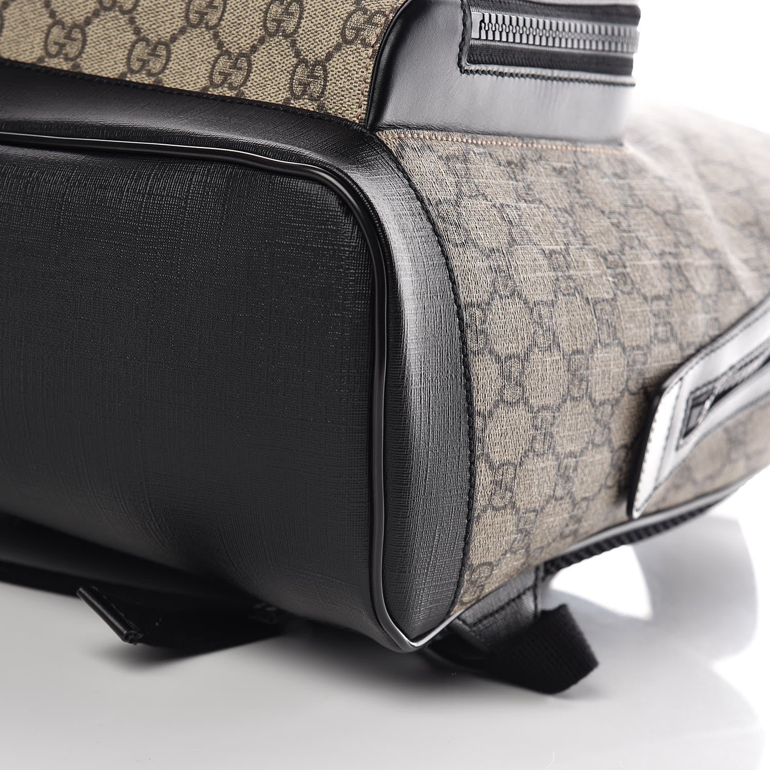 Gucci GG Supreme Monogram Medium Backpack Black 10 of 11