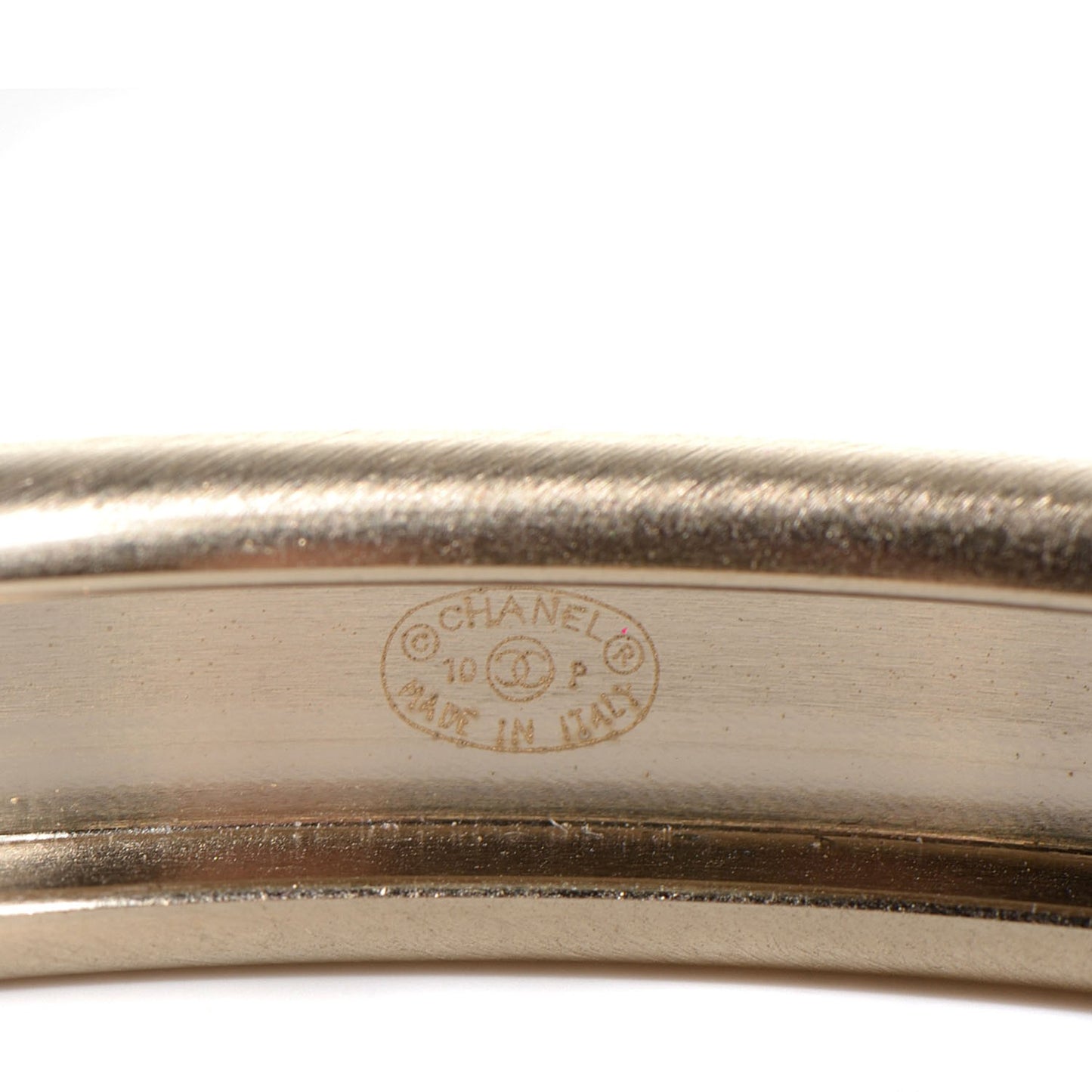 Cupid Arrow CC Bangle Light Gold