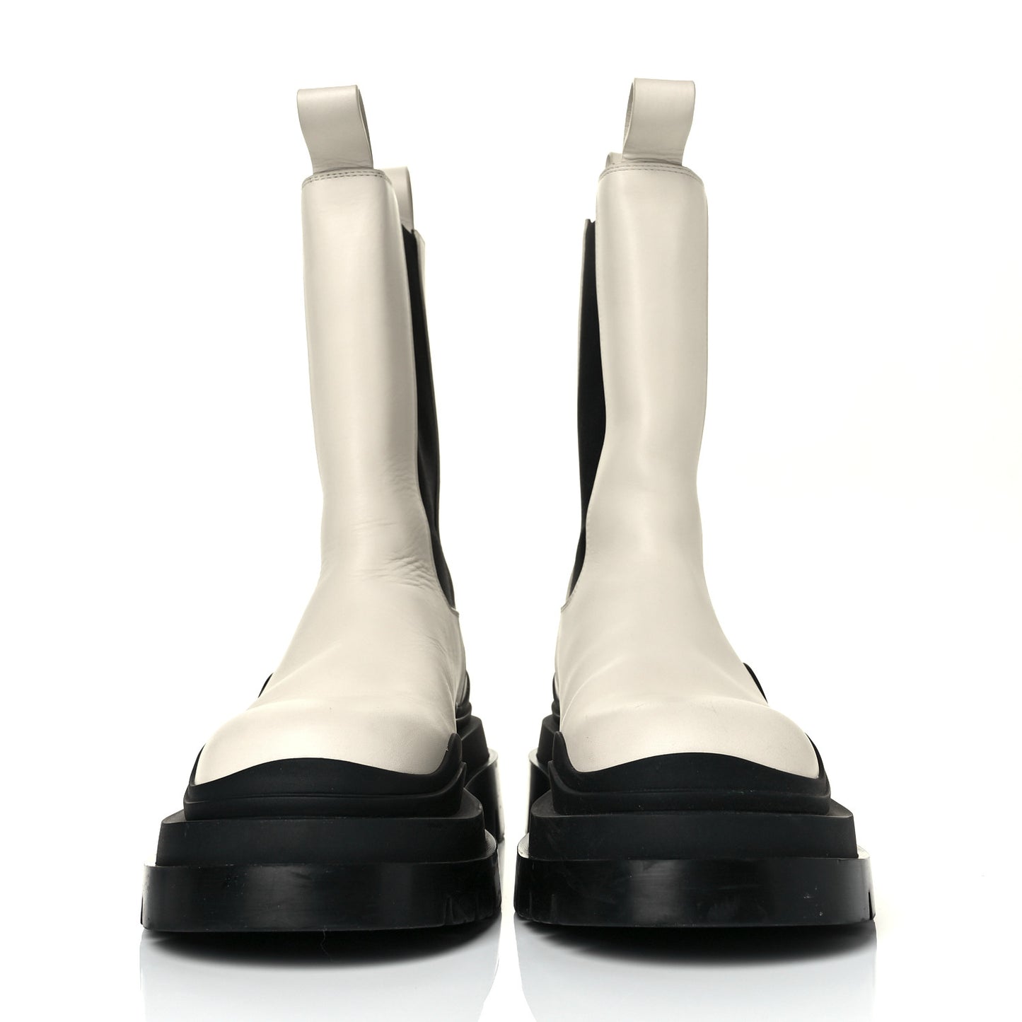 Calfskin The Tire Chelsea Boots 38.5 Sea Salt Black