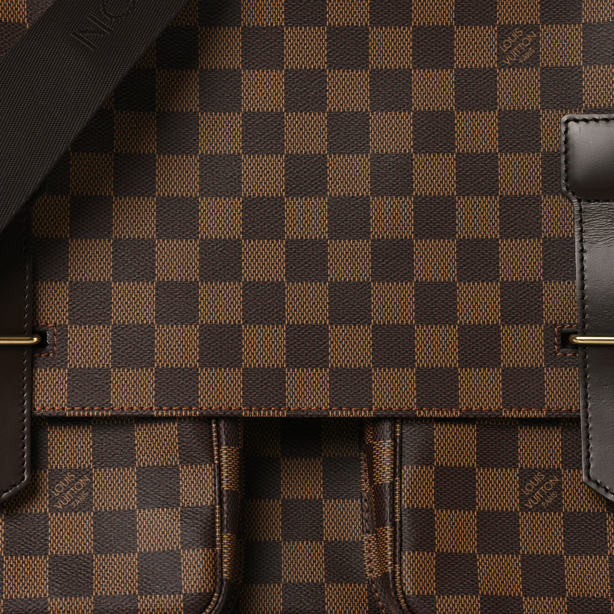 Damier Ebene Broadway Messenger Bag