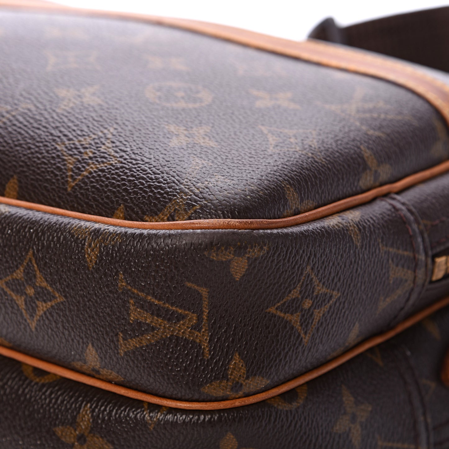 Monogram Reporter PM