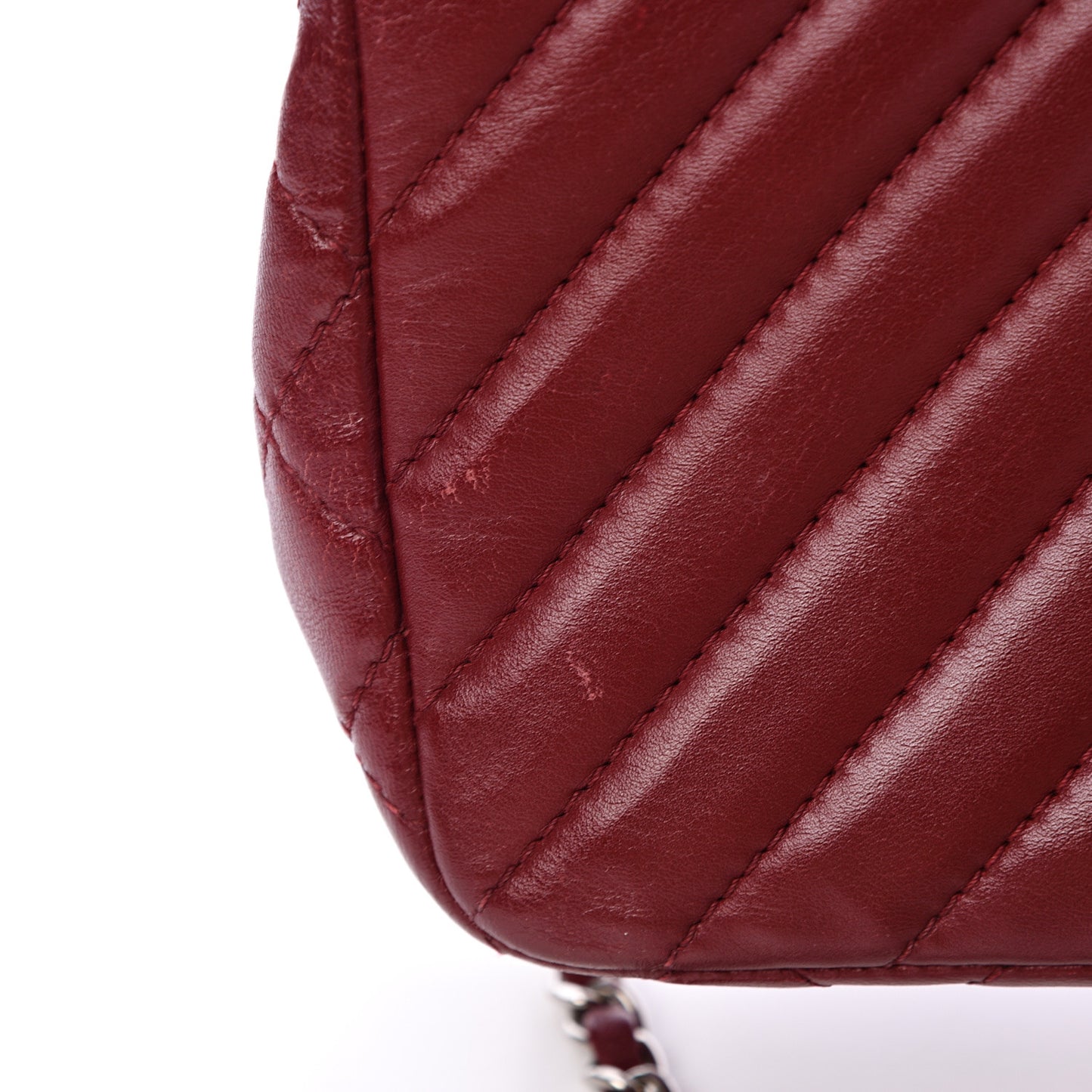 Lambskin Chevron Quilted Medium Surpique Flap Dark Red