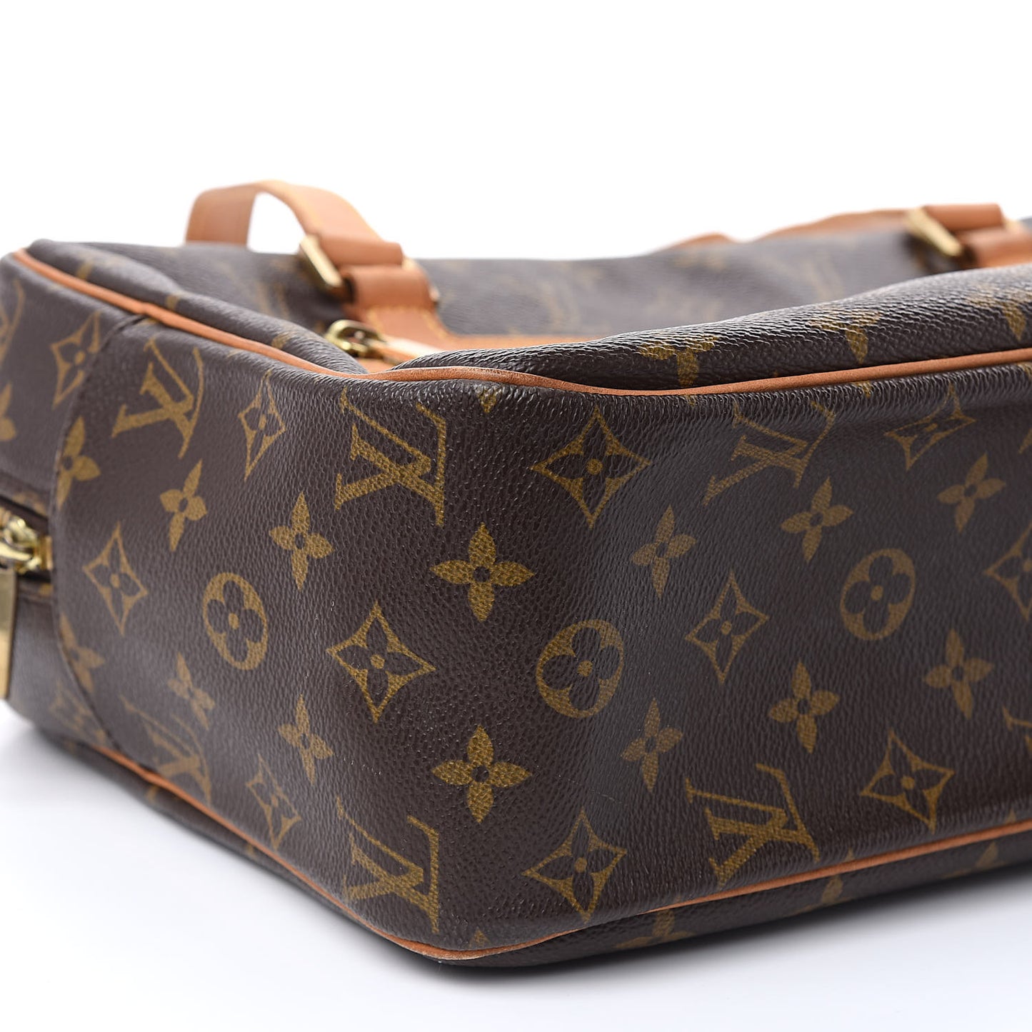 Monogram Cite GM
