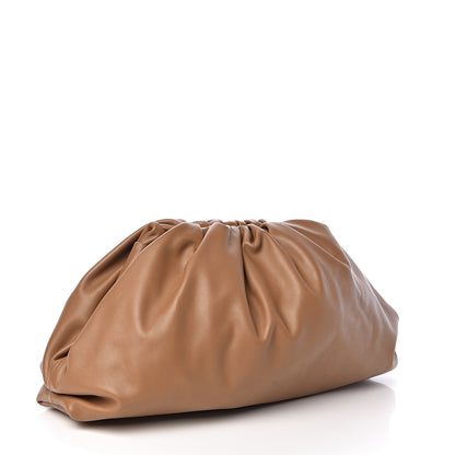 Bottega Veneta Smooth Butter Calf The Pouch Oversized Clutch Cammello 3 of 9