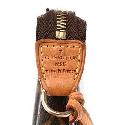 Louis Vuitton Monogram Pochette Accessories 7 of 9