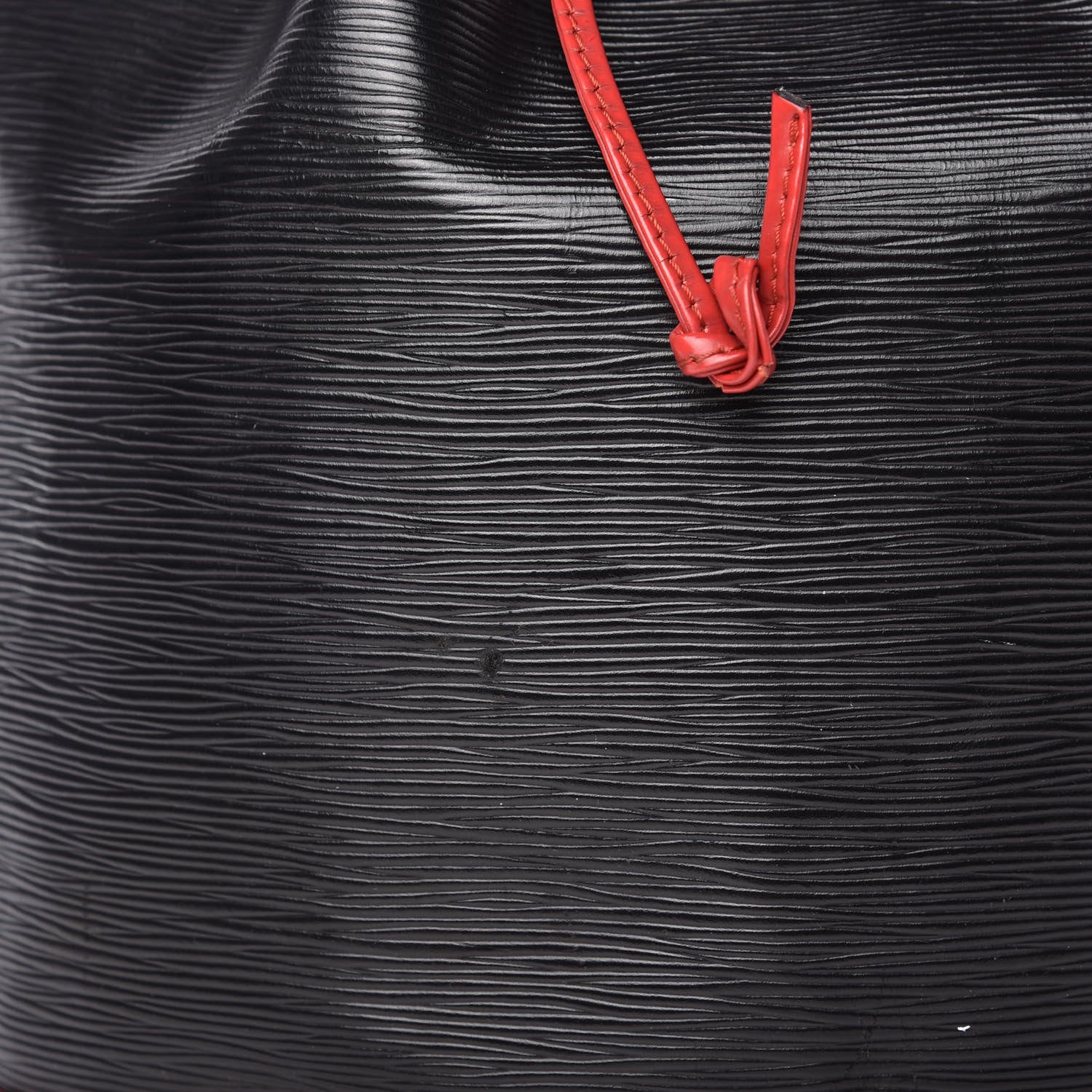 Louis Vuitton Epi Bi-Color Noe Castillan Red Black 9 of 13