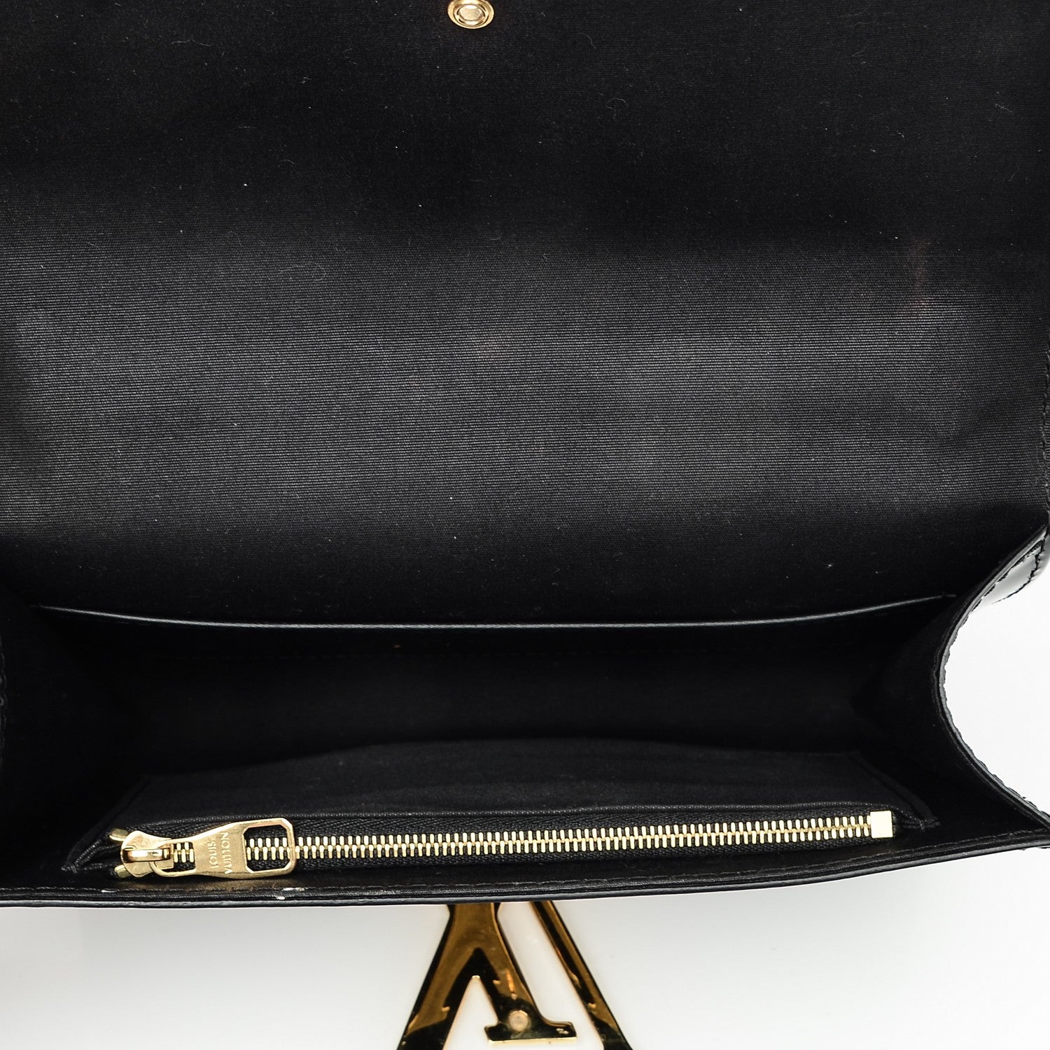 Louis Vuitton Patent Chain Louise MM Black 6 of 7