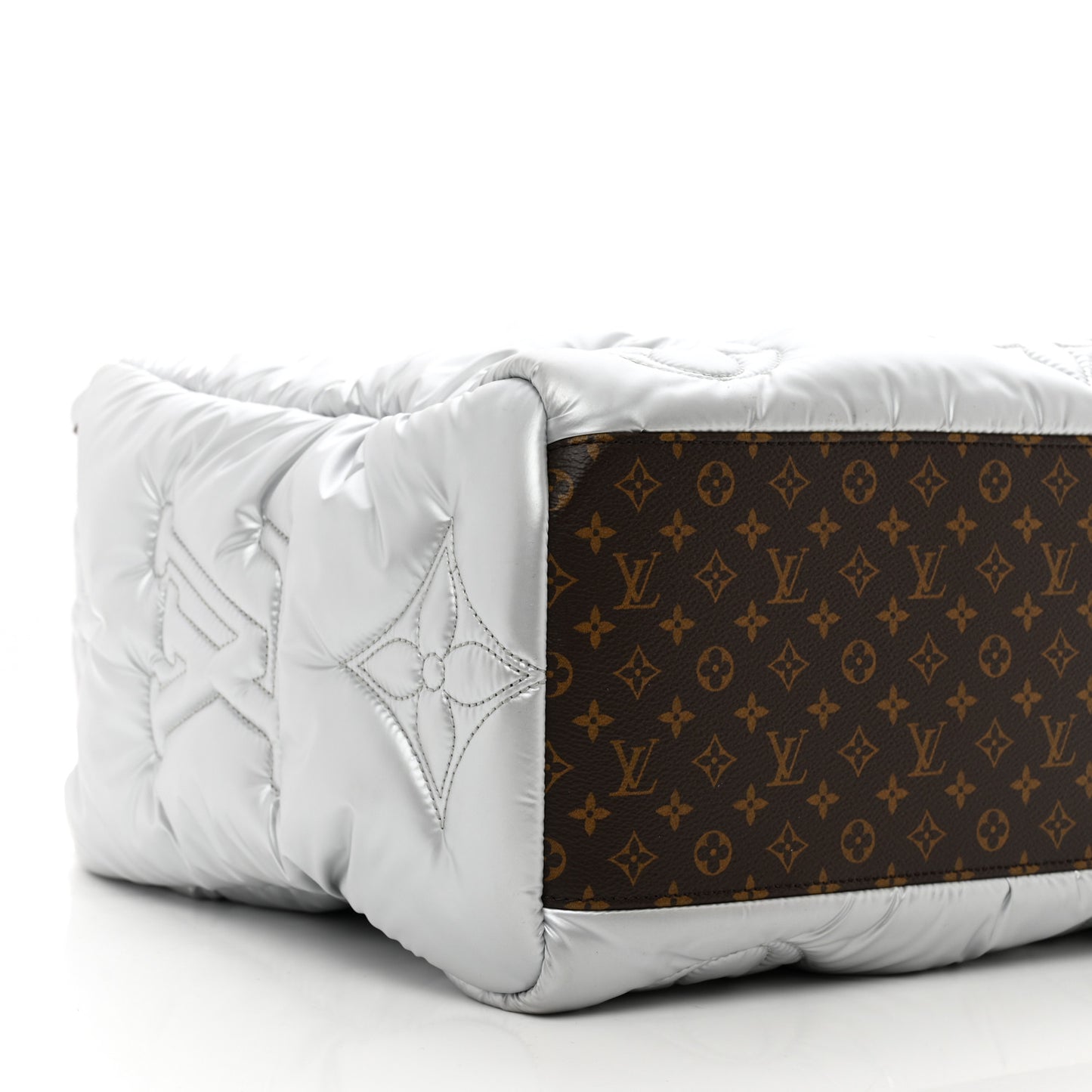 Econyl Monogram Pillow Giant Onthego GM Silver