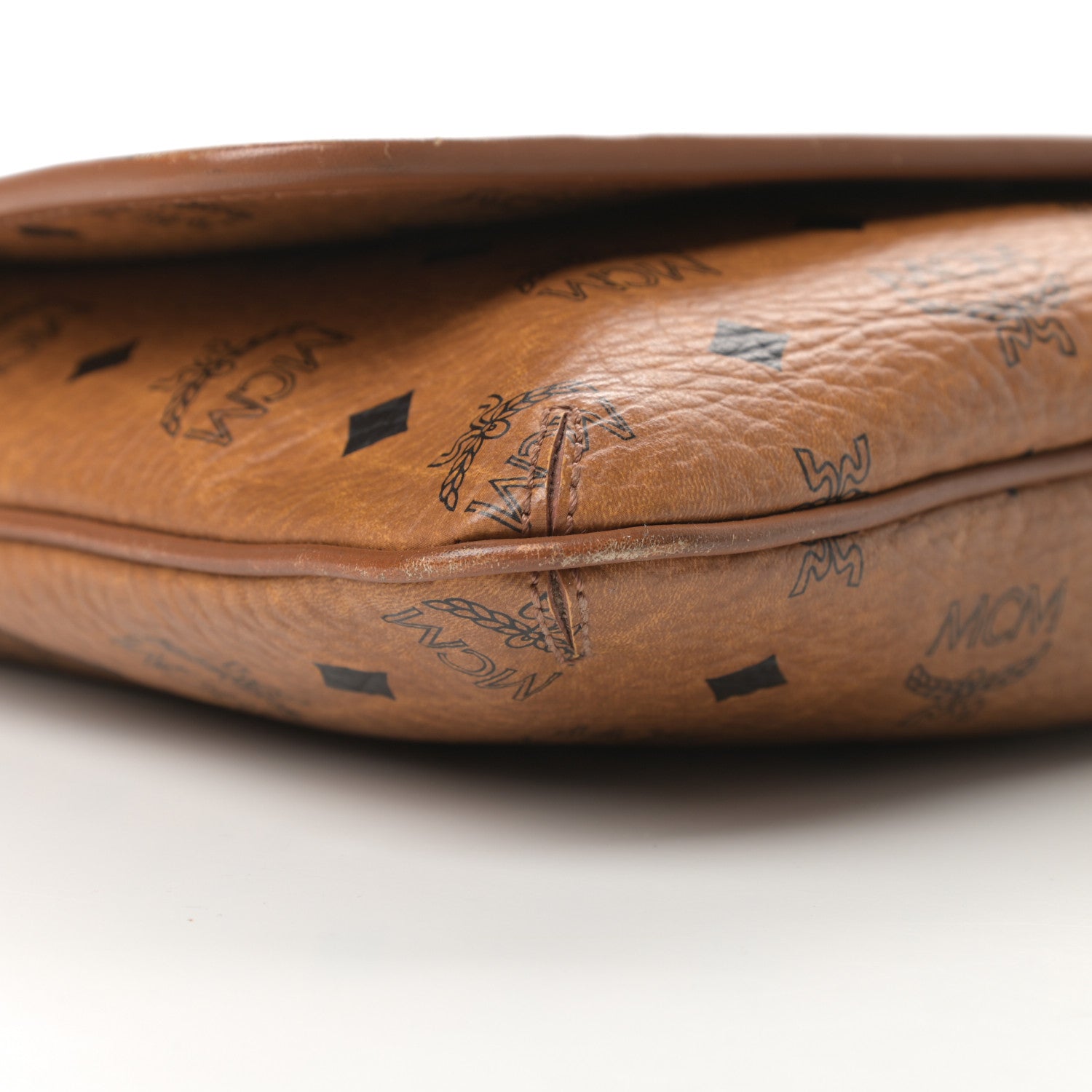 MCM Calfskin Visetos Small Munich Lion Messenger Cognac 9 of 14