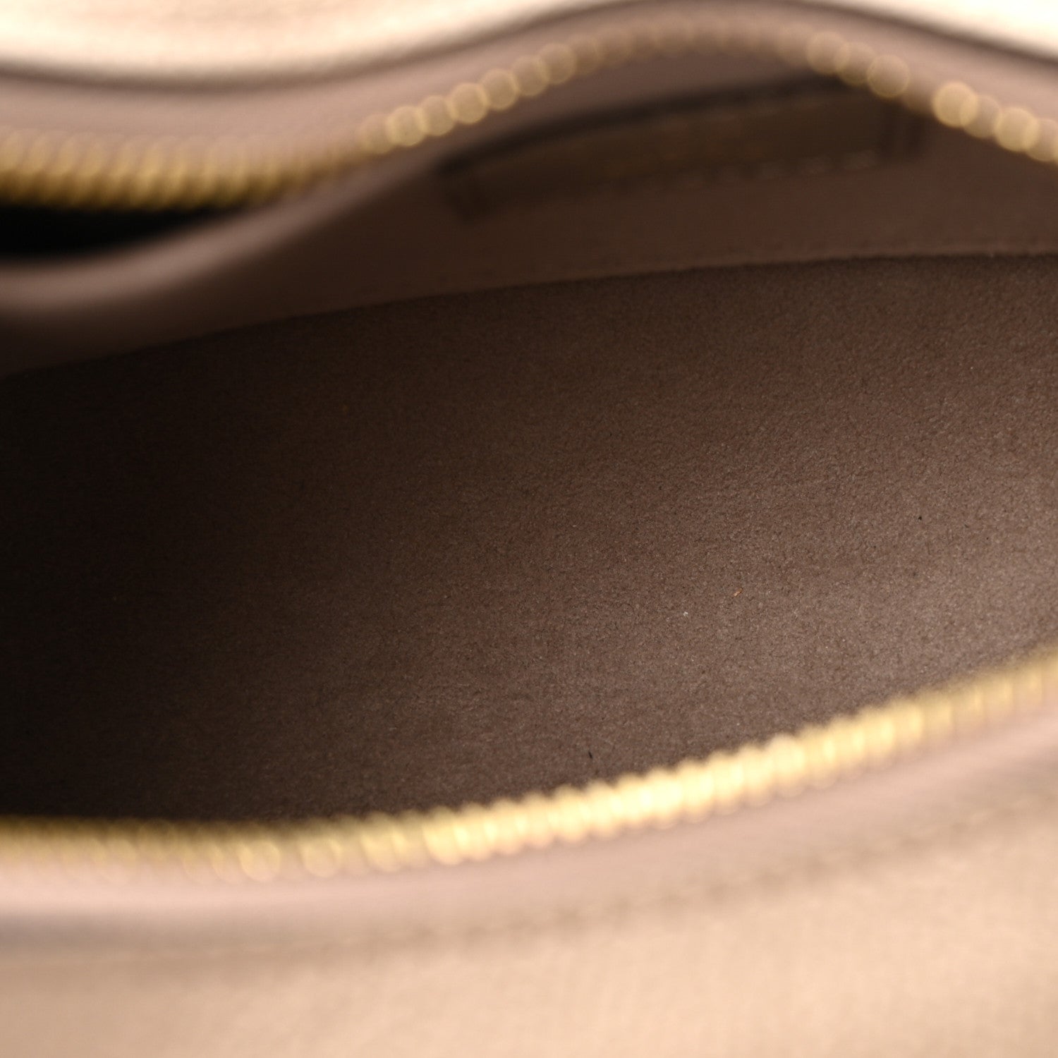 Louis Vuitton Empreinte Monogram Giant Bagatelle NM Tourterelle Creme 5 of 10