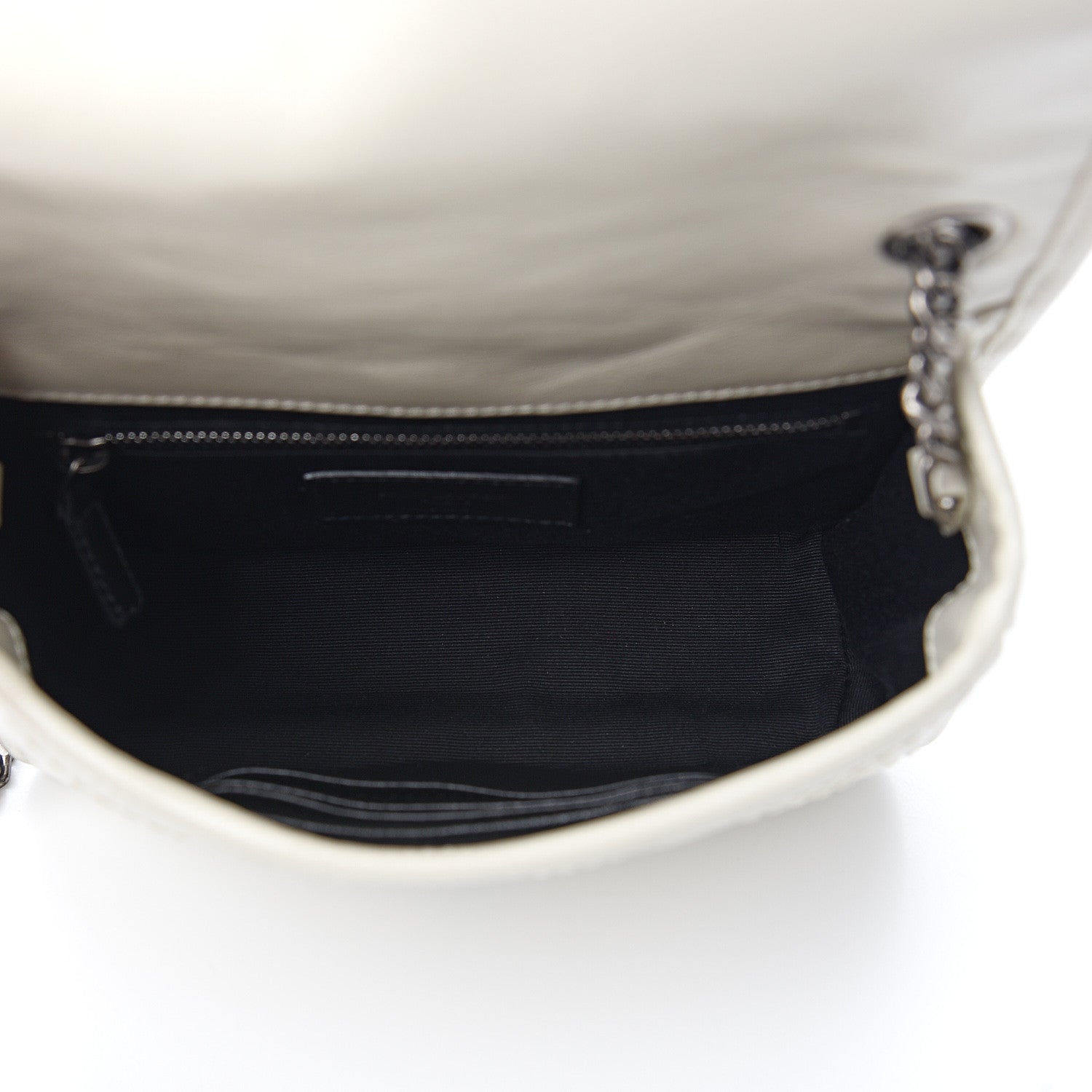 Saint Laurent Crinkled Calfskin Matelasse Monogram Niki Chain Wallet Crema Soft 4 of 9