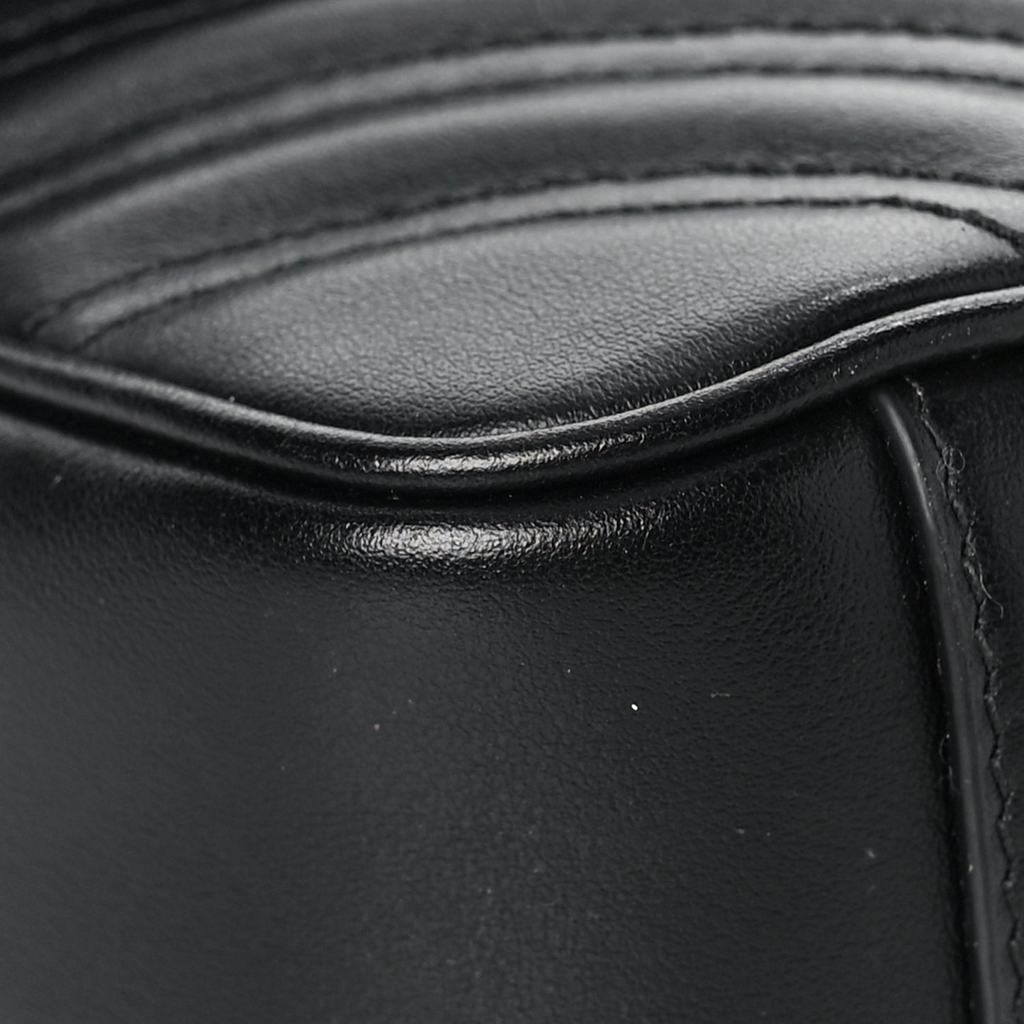 Calfskin Matelasse Mini GG Marmont Shoulder Bag Black
