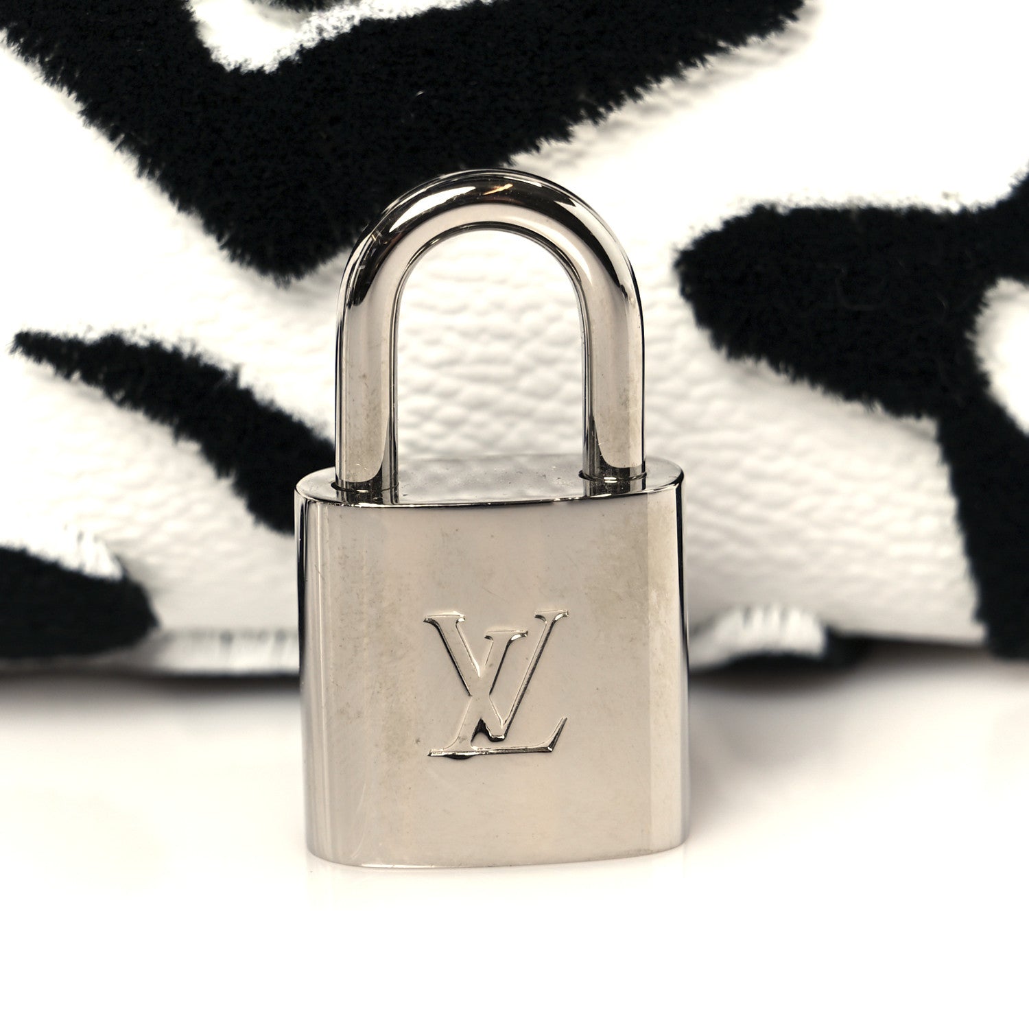 Louis Vuitton X UF Tufted Monogram Speedy Bandouliere 25 White Black 9 of 13