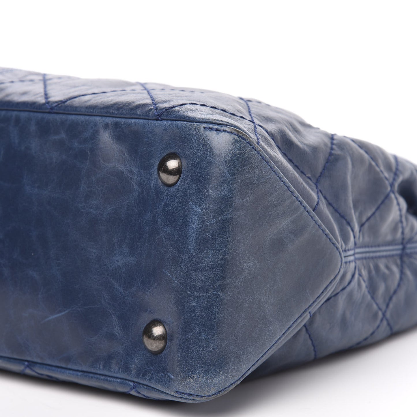 Aged Calfskin Quilted Coco Supple Hobo Blue