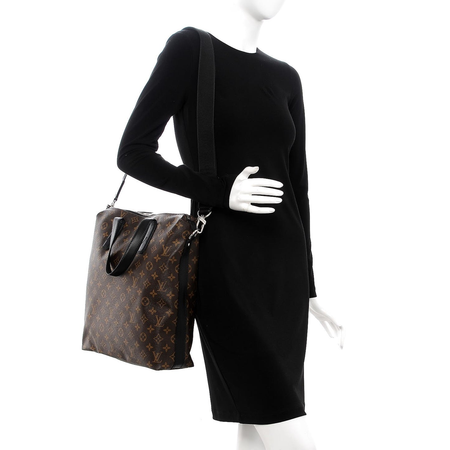 Monogram Macassar Kitan