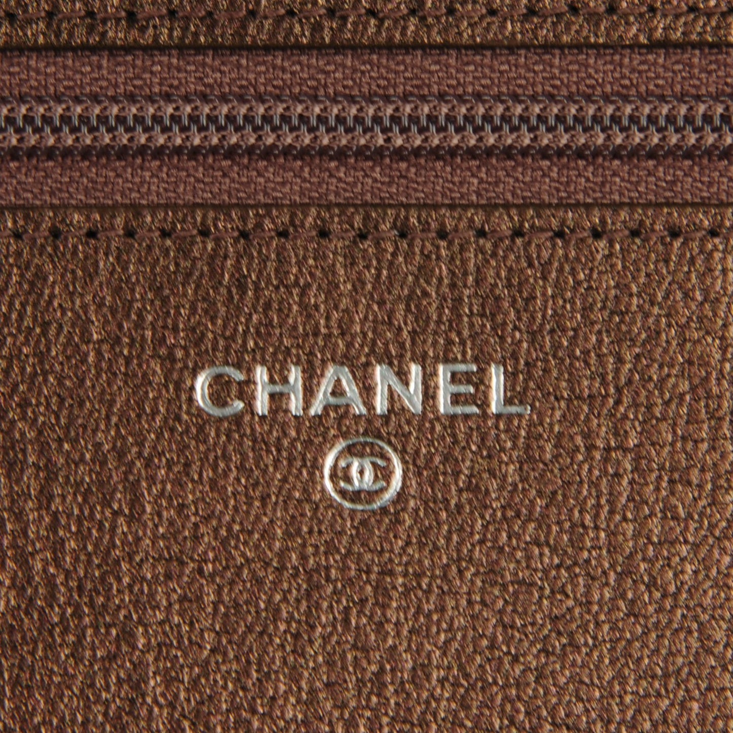 Iridescent Goatskin Quilted Wallet On Chain WOC Bronze