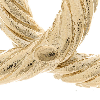 Chanel Metal CC Brooch Light Gold 3 of 4