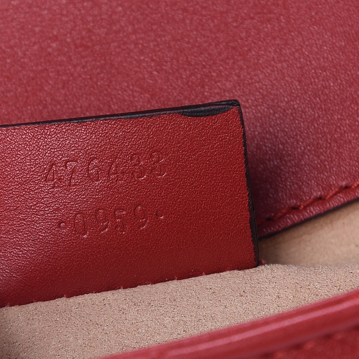 Calfskin Matelasse Super Mini GG Marmont Shoulder Bag Hibiscus Red