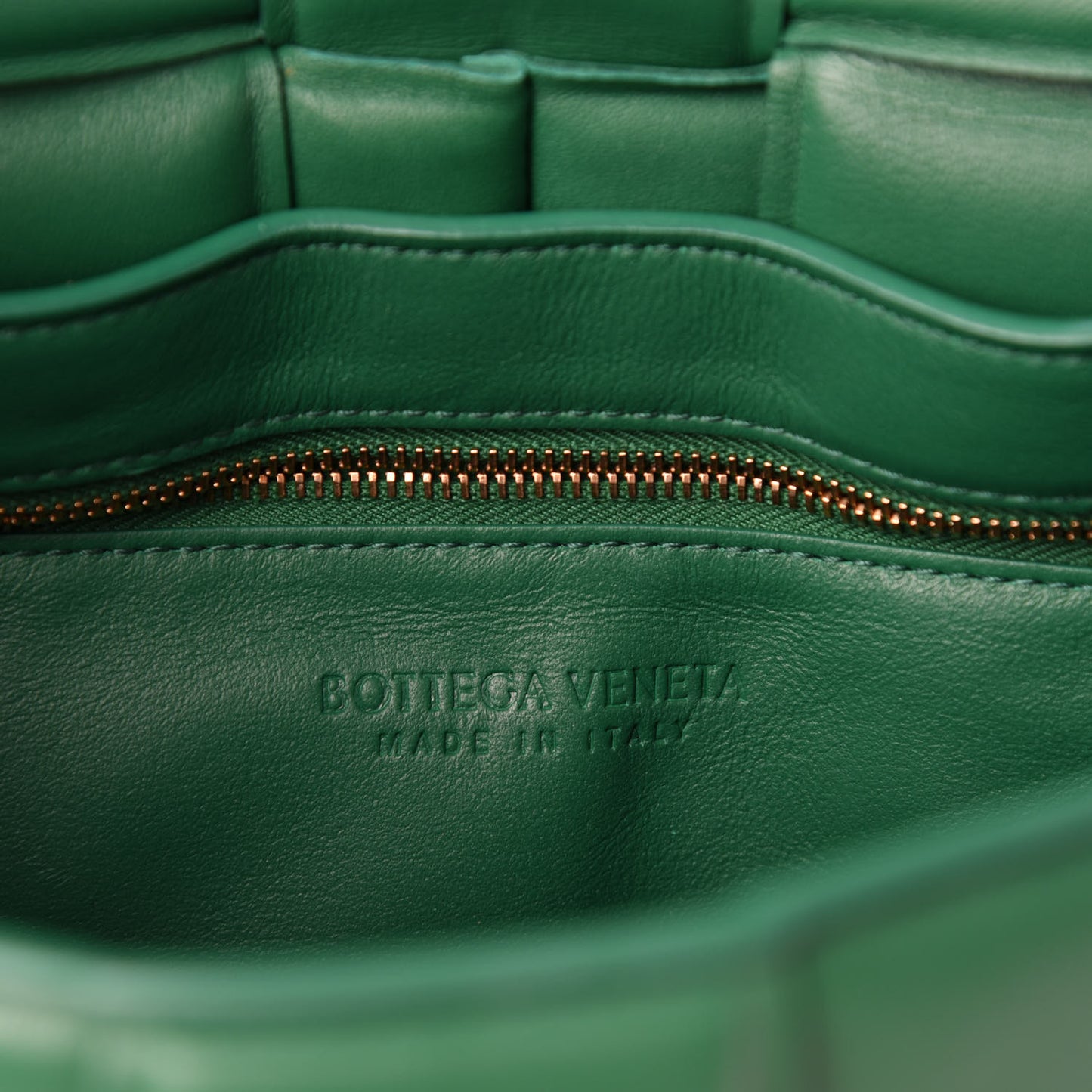 Lambskin Maxi Intreccio Padded Chain Cassette Crossbody Bag Racing Green