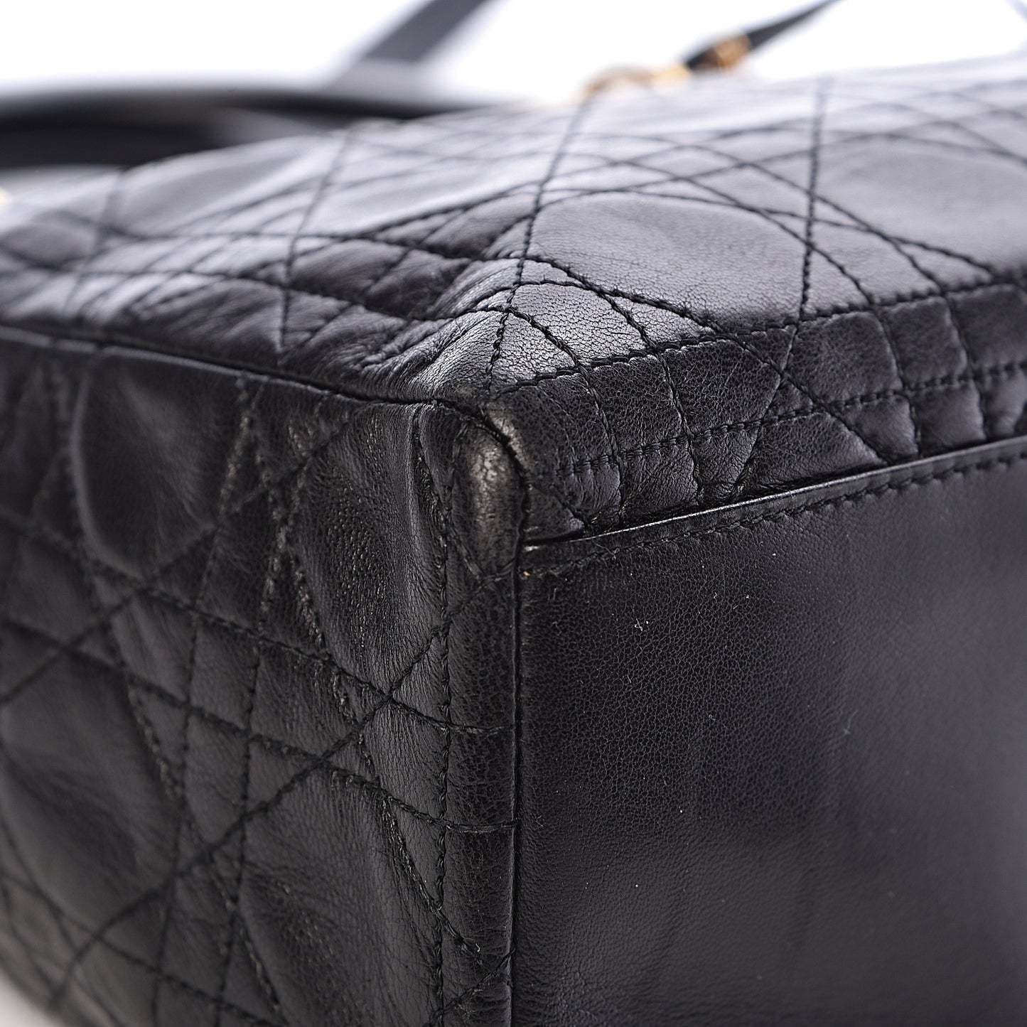 Lambskin Cannage Medium Lady Dior Black