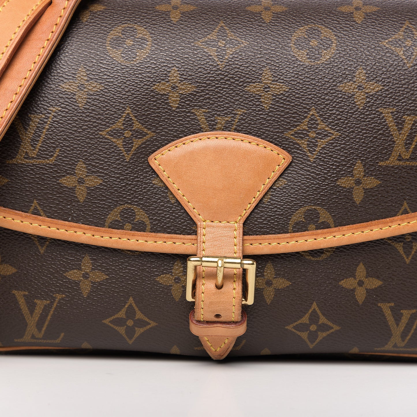 Monogram Sologne
