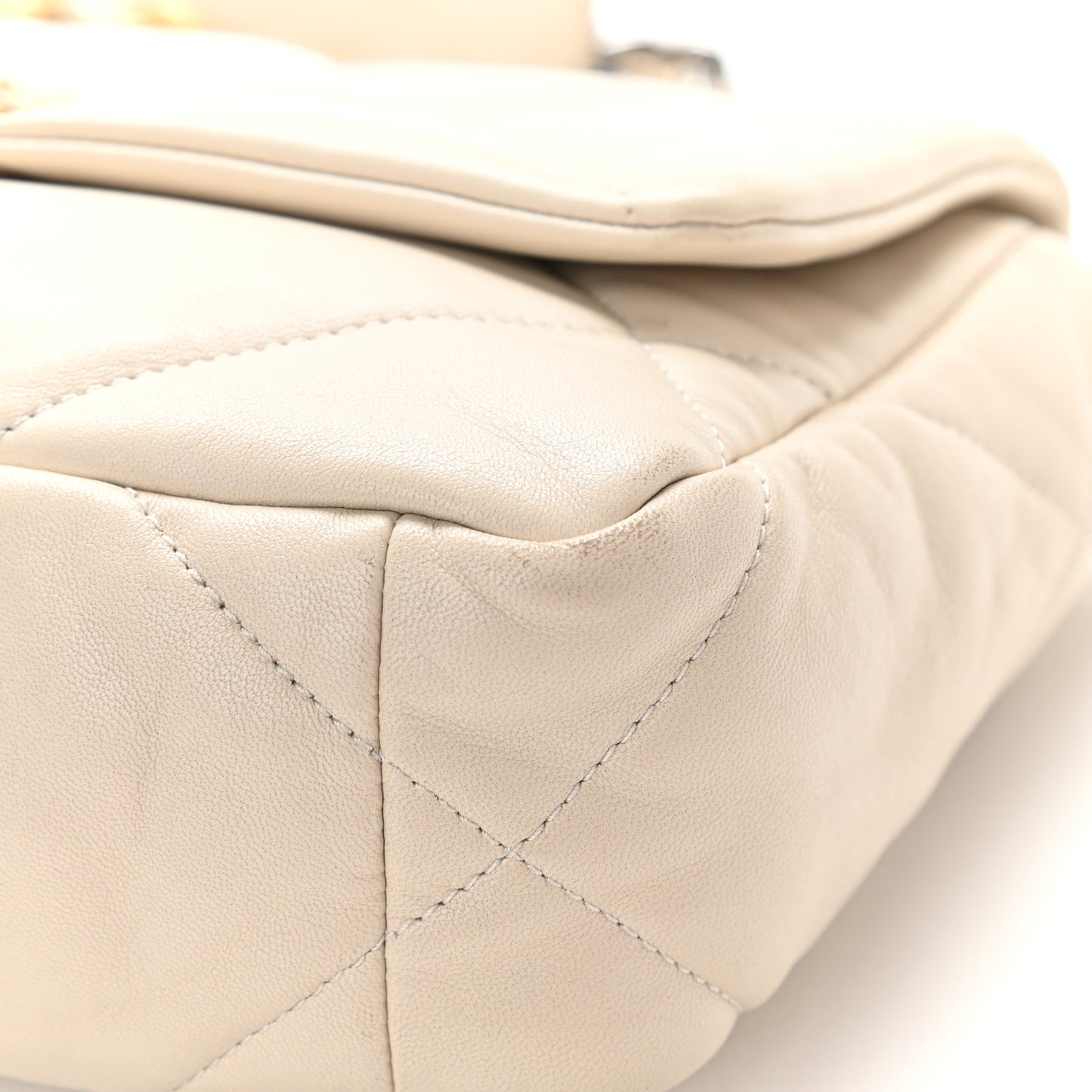 Lambskin Quilted Medium Chanel 19 Flap Light Beige