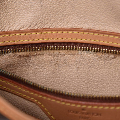 Louis Vuitton Monogram Petit Bucket 23 13 of 18