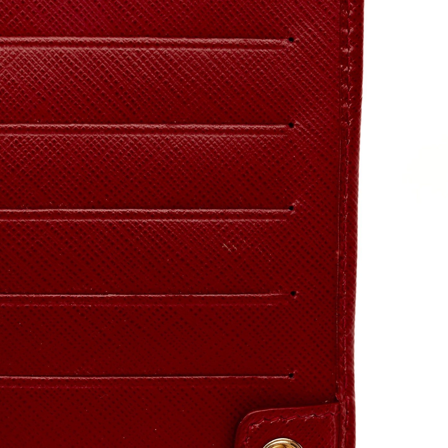 Hammered Calfskin Vara Bow Chain Wallet Red