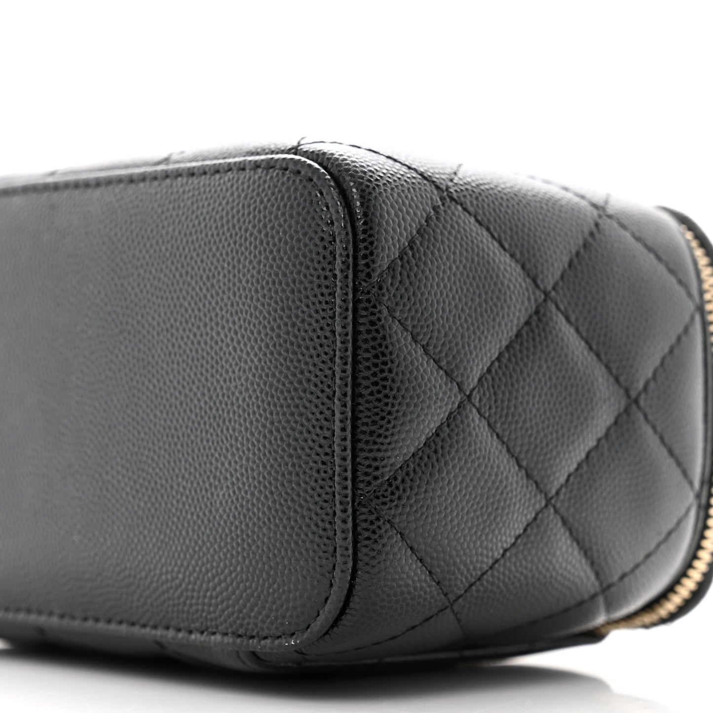 Caviar Quilted Small Vanity Case With Chain Black