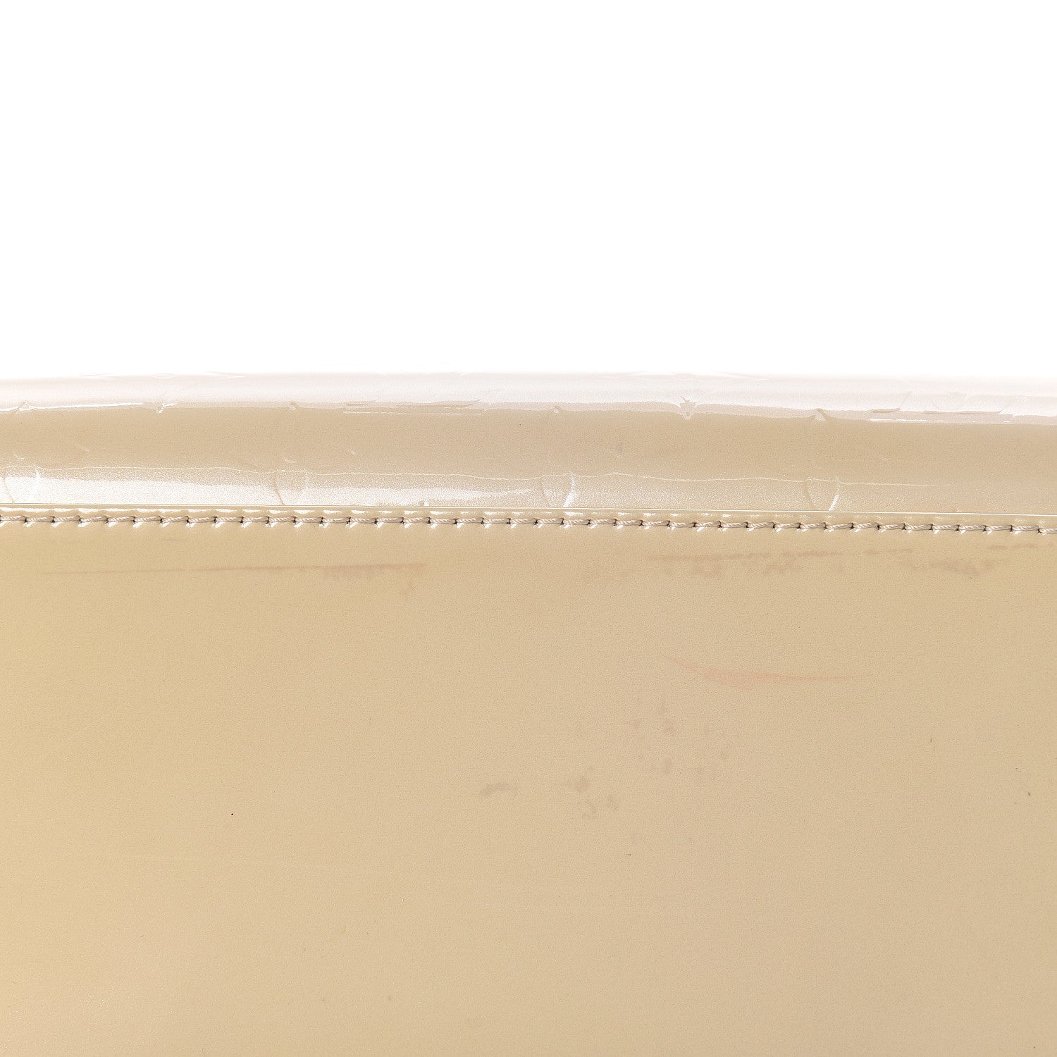 Louis Vuitton Vernis Brea MM Blanc Corail 9 of 14