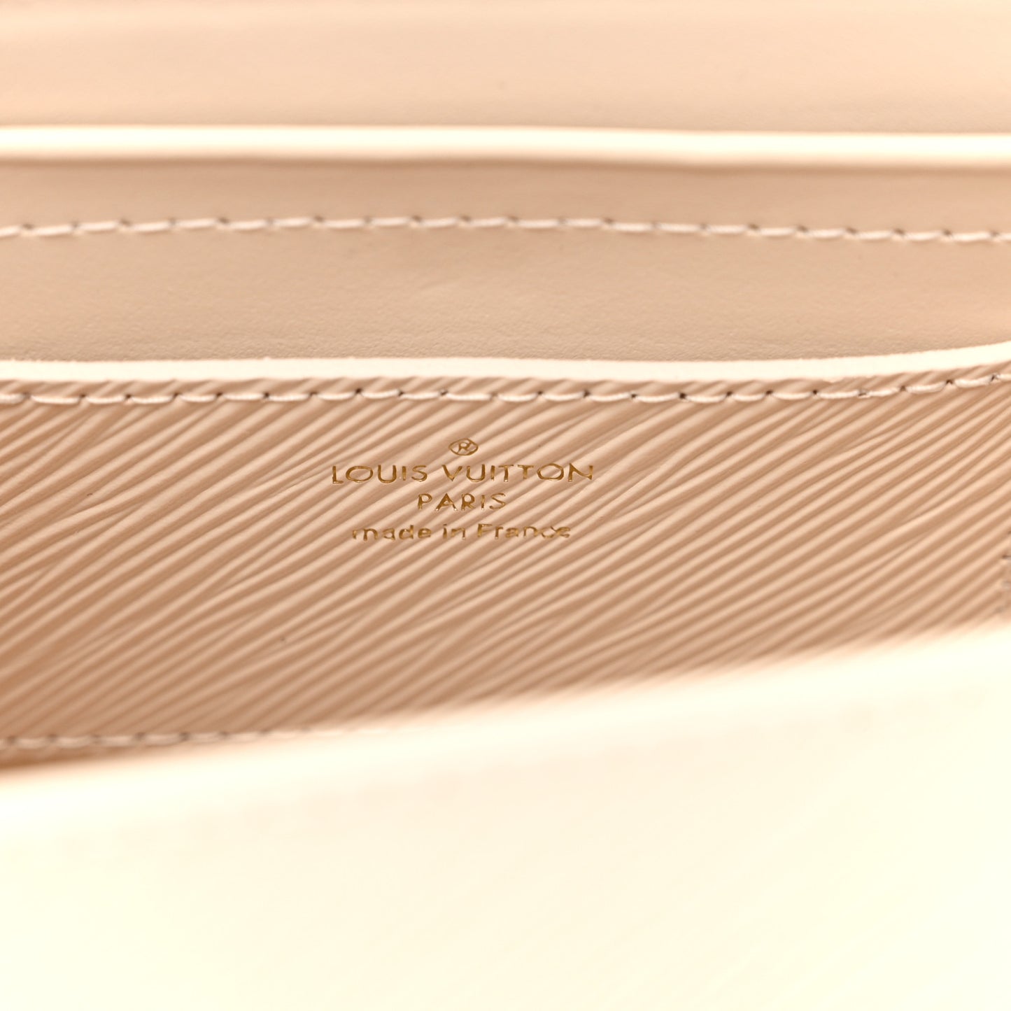 Epi Twist Monogram Flower Chain Shoulder Bag MM Quartz White