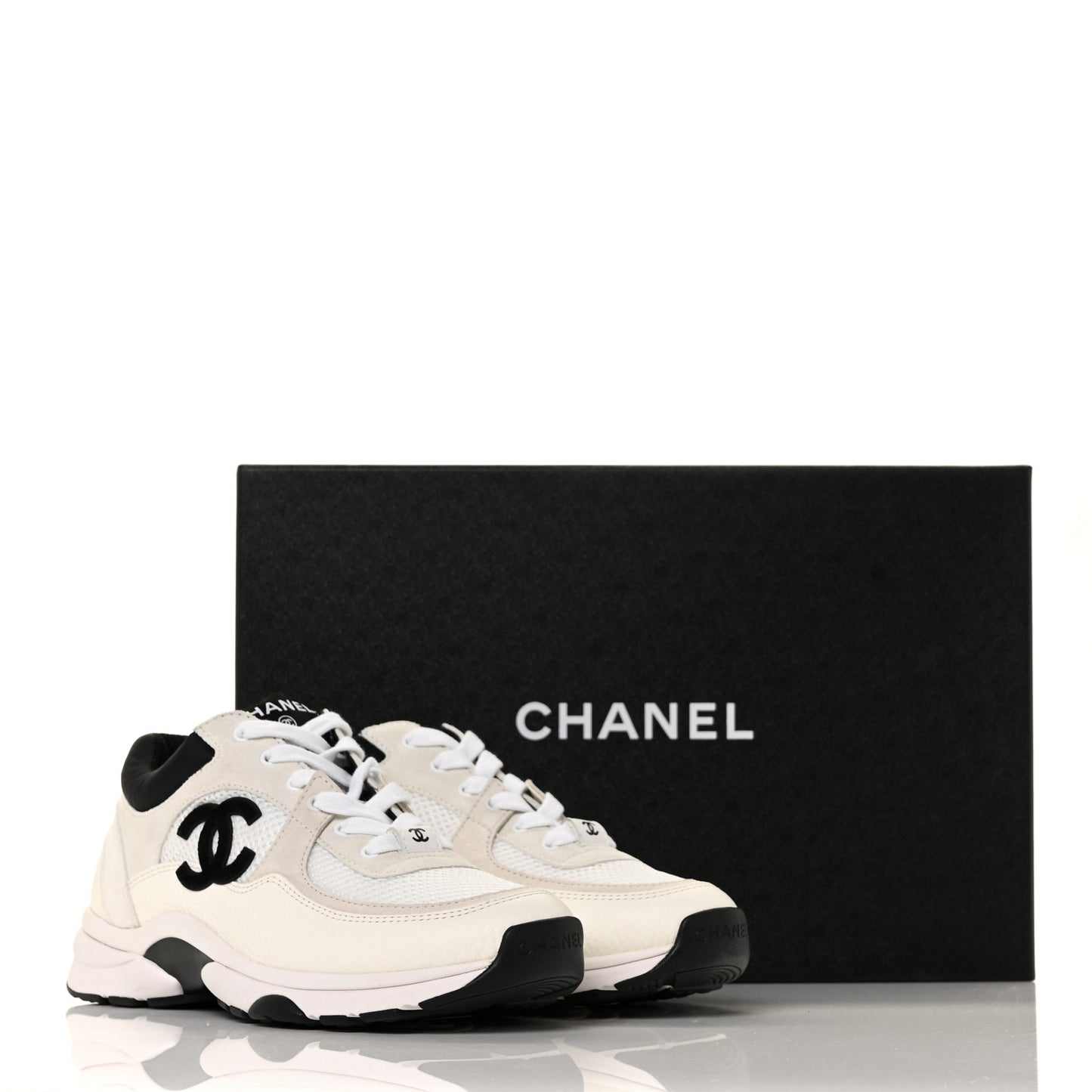 Mesh Suede Calfskin Grained Calfskin Womens CC Sneakers 36 White Black