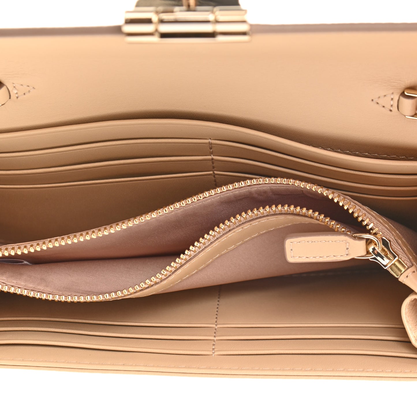 Visetos Calfskin Large Patricia Wallet On Chain Beige