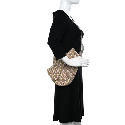 Christian Dior Jacquard Oblique Mens Saddle Bag Beige Multicolor 2 of 8