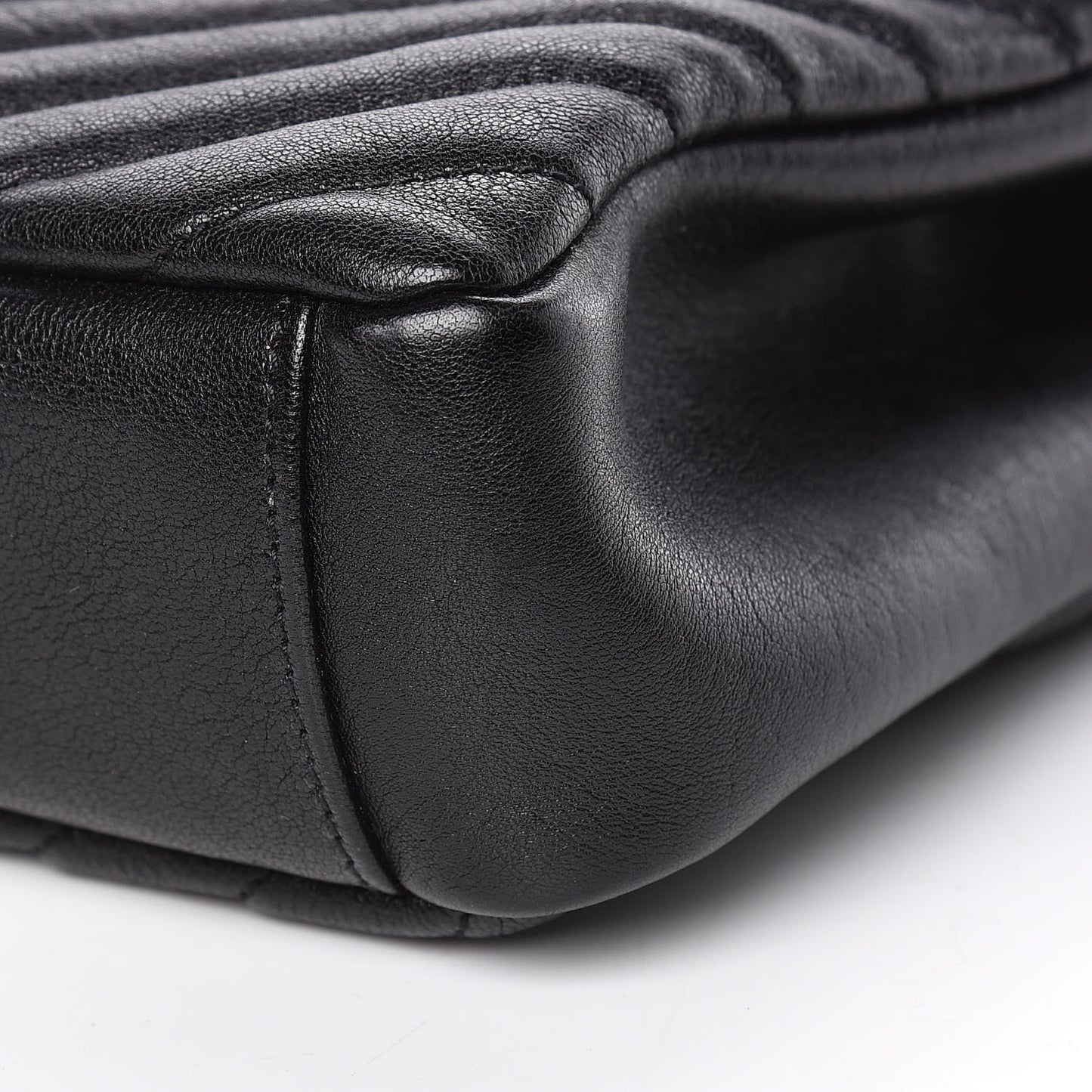 Sheepskin Matelasse Chevron Monogram Medium Pins College Bag Black