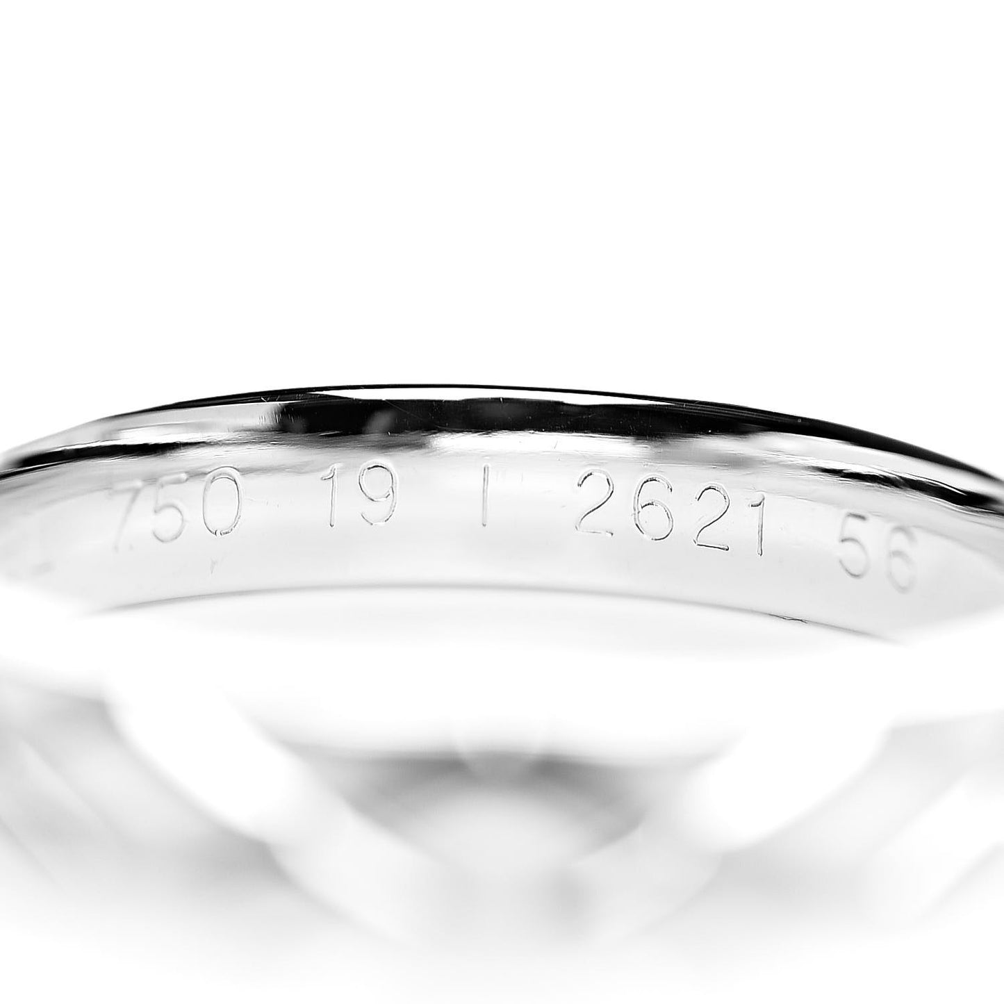 18K White Gold Small Matelasse Ring 56 7.5