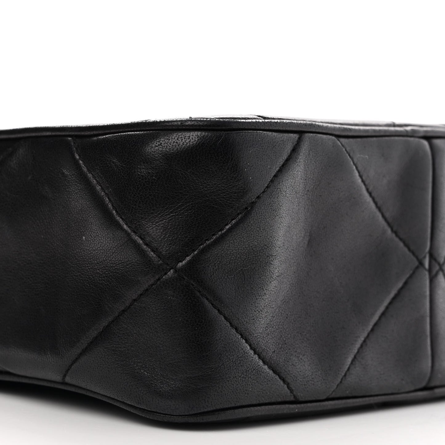 Lambskin Quilted CC Tassel Camera Case Black