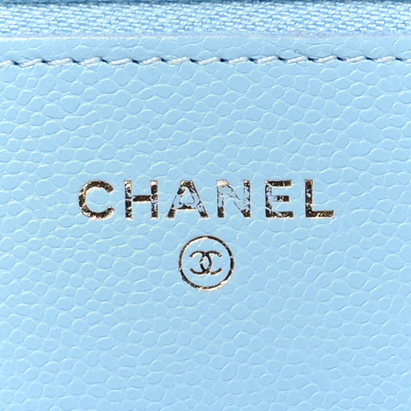 Caviar Quilted Wallet on Chain WOC Light Blue