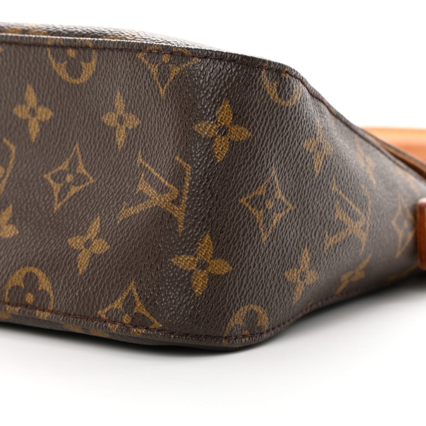 LOUIS VUITTON Monogram Mini Looping
