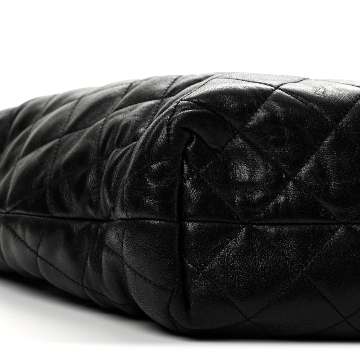 Saint Laurent Lambskin Quilted Maxi Icare Shopping Tote Black 10 of 14