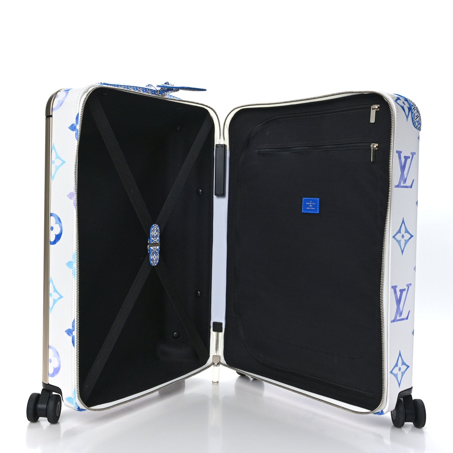 Monogram LV By the Pool Horizon 55 Resort Bleu