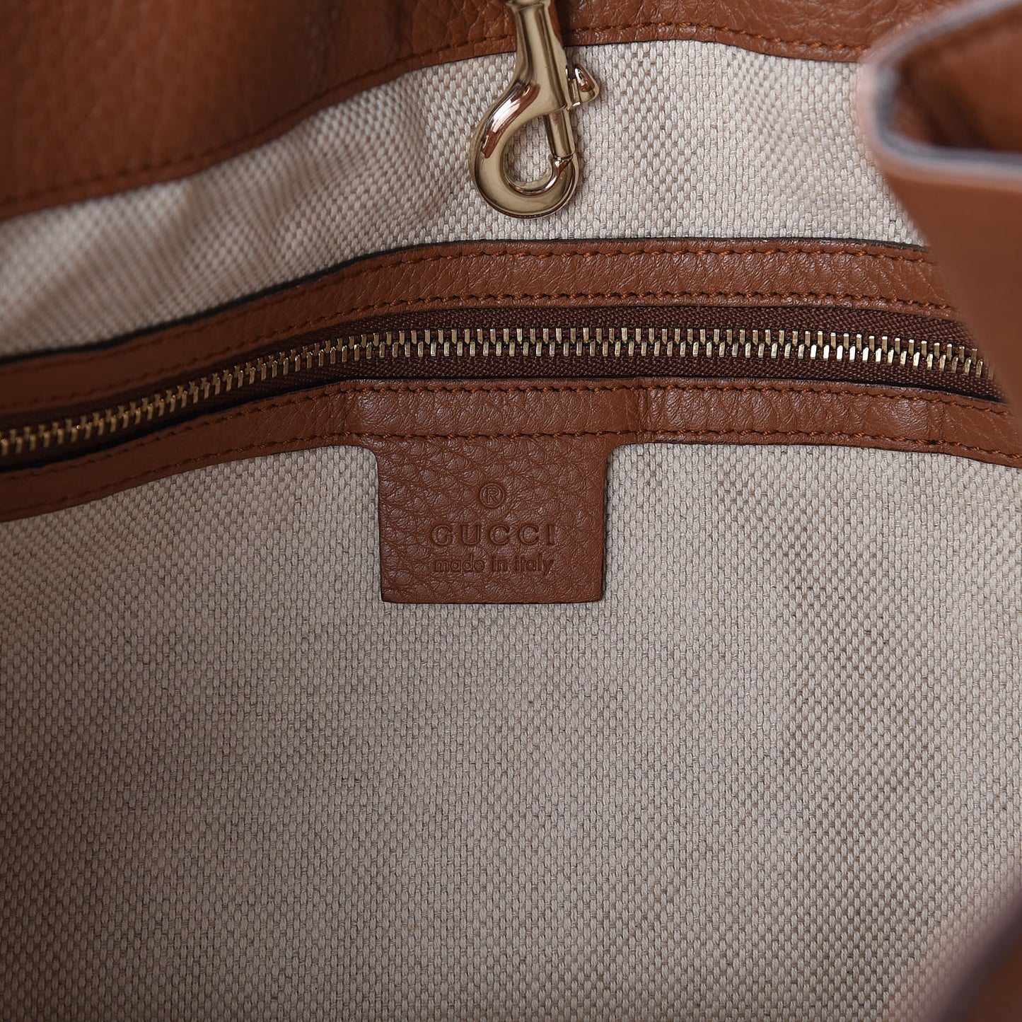 Pebbled Calfskin Medium Soho Chain Shoulder Bag Dusty Blush