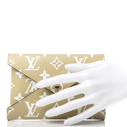 Louis Vuitton Monogram Giant Medium Kirigami Pochette Insert Beige 2 of 6