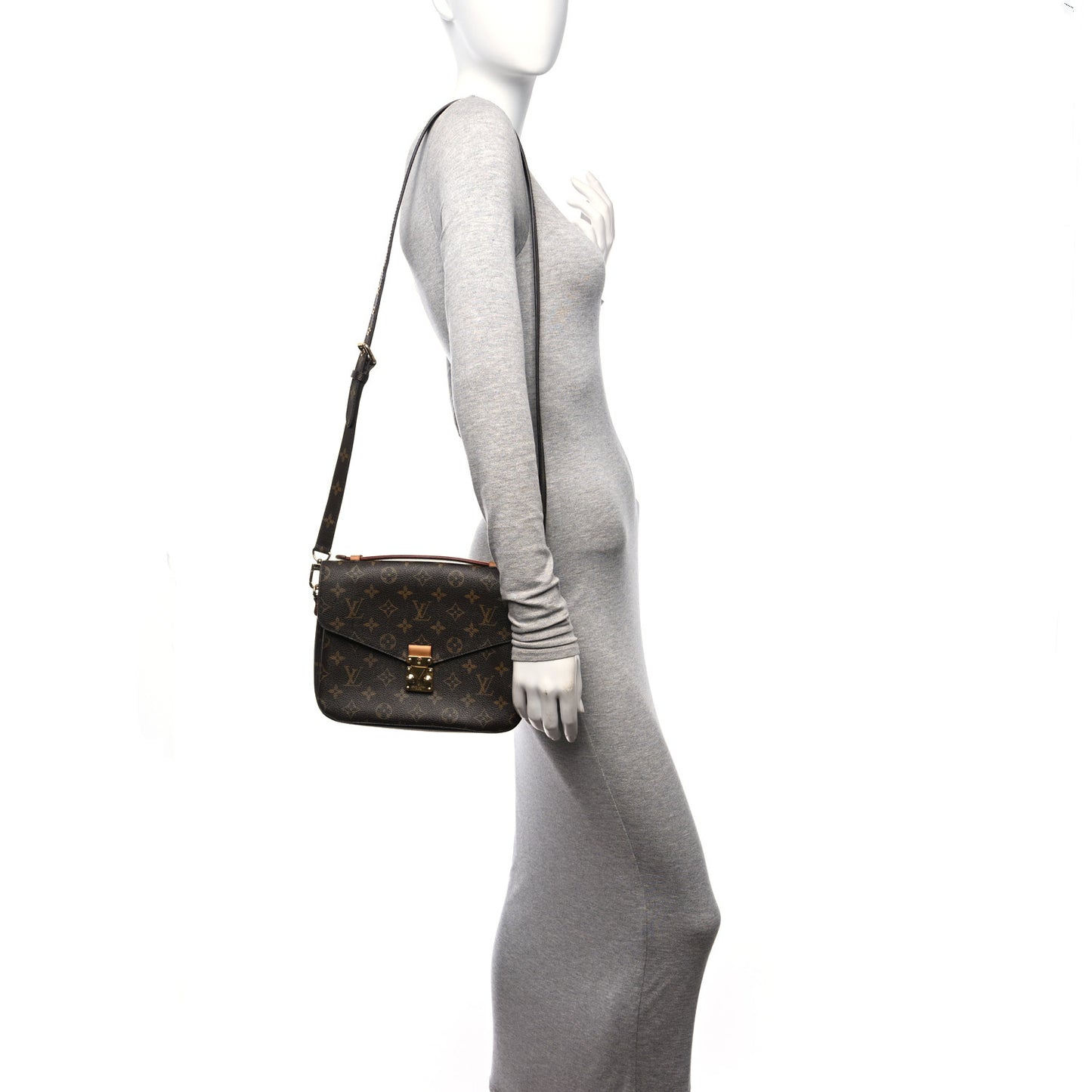 Monogram Pochette Metis