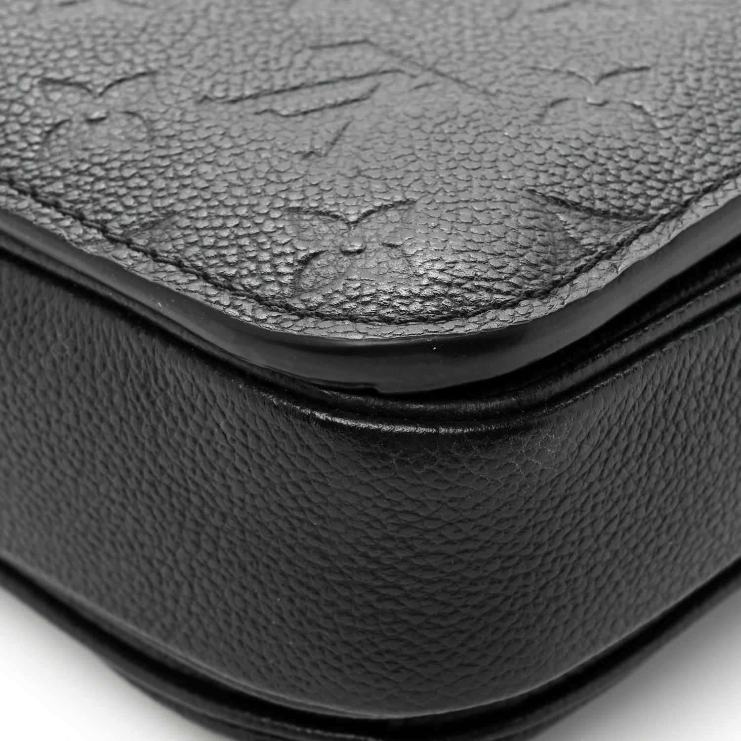 Louis Vuitton Empreinte Pochette Metis Black 16 of 17